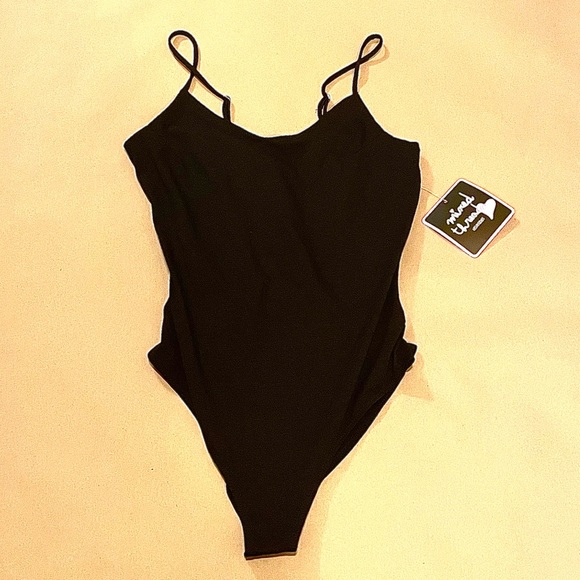 Women’s Mixed threads black open back bodysuit - Picture 3 of 3